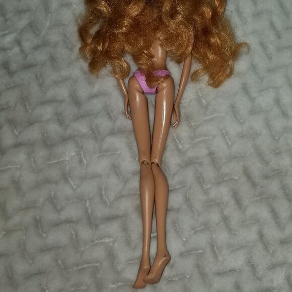 Winx club doll 2012  - Picture 4 of 5